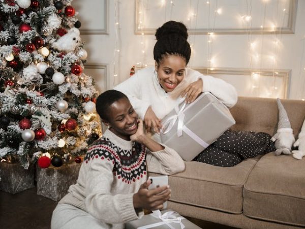 Black Box Kunstkerstboom en Kerstkransen & Guirlandes: De Ultieme Kerstsfeer in Huis